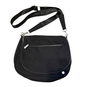 House Of Harlow 1960 Crossbody Bag Black Textile Pockets Lightweight Zipper